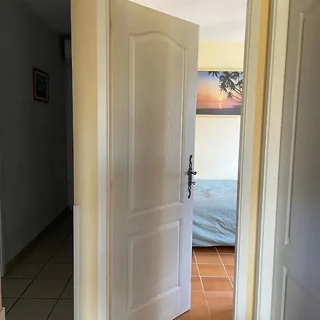 Maison Accueillante A - 100 M² Avec Jardin Fertile. 別荘