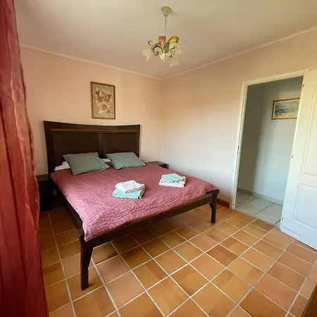 別荘 Maison Accueillante A - 100 M² Avec Jardin Fertile. *