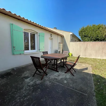 Maison Accueillante A 100 M² Avec Jardin Fertile Holiday home Gemozac